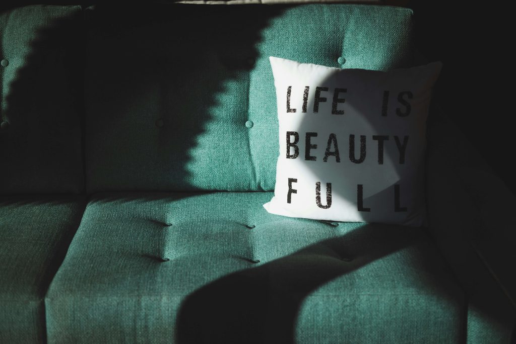 Encouraging text life is beautiful. Hope. Faith.